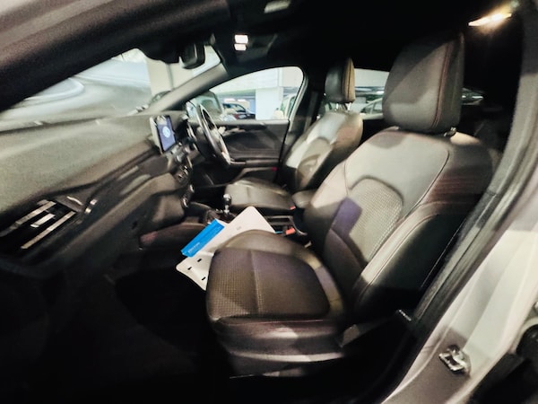 Used Ford Focus 2021 for sale - 75257111: Photo 9