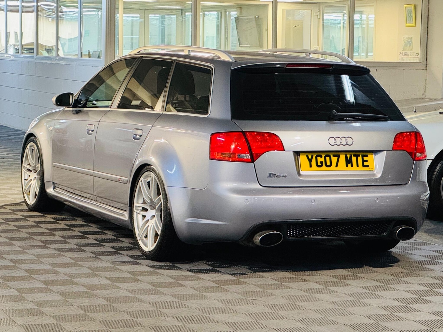 Used Audi RS4 2007 for sale - 77119743: Photo 3