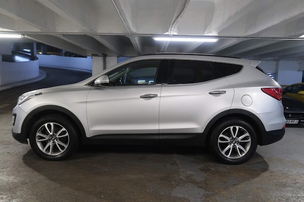 Used Hyundai Santa Fe 2014 for sale - 73917112: Photo 2