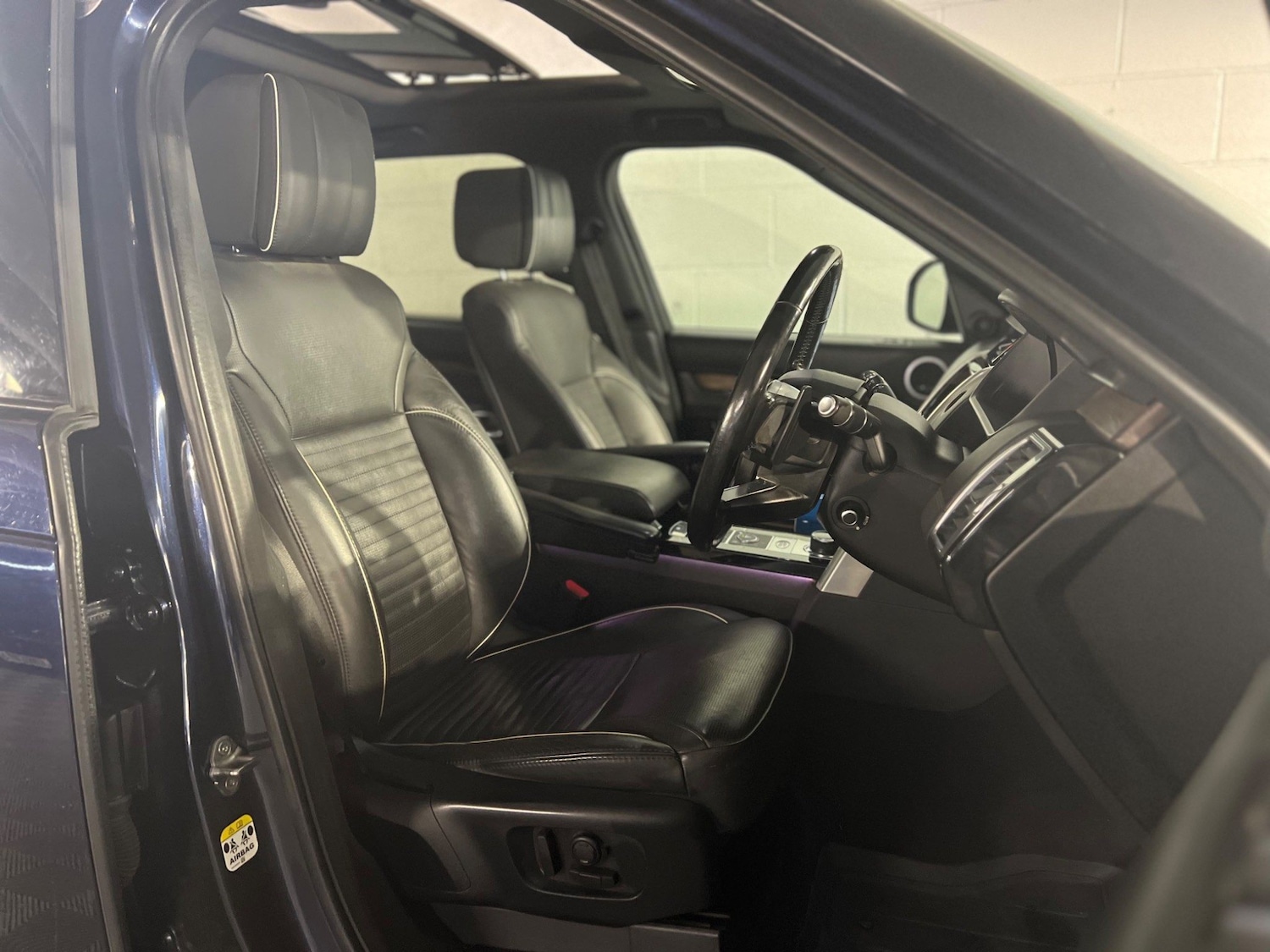 Used Land Rover Discovery 2018 for sale - 76993219: Photo 7