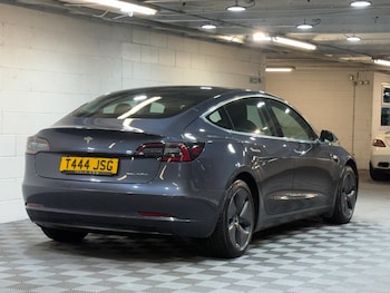 Used Tesla Model 3 2020 for sale - 77455713: Photo