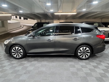 Used Ford Focus 2019 for sale - 79062760: Photo