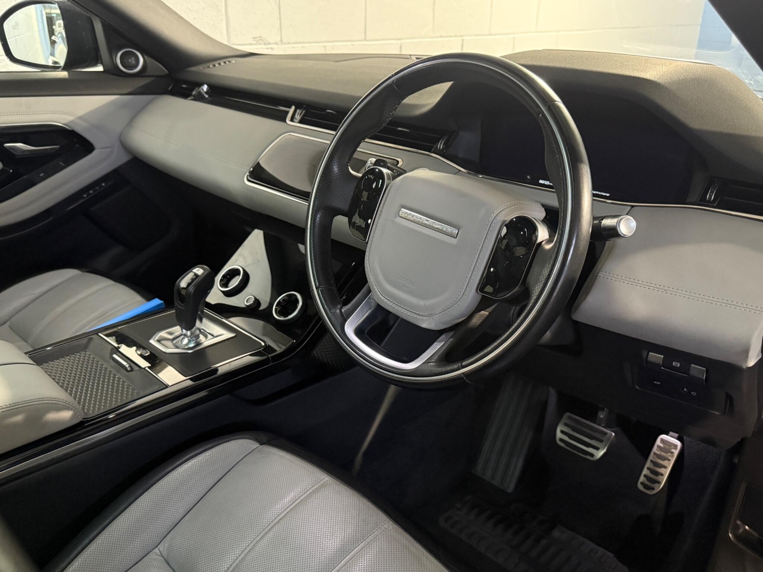 Used Land Rover Range Rover Evoque 2019 for sale - 76585587: Photo 8