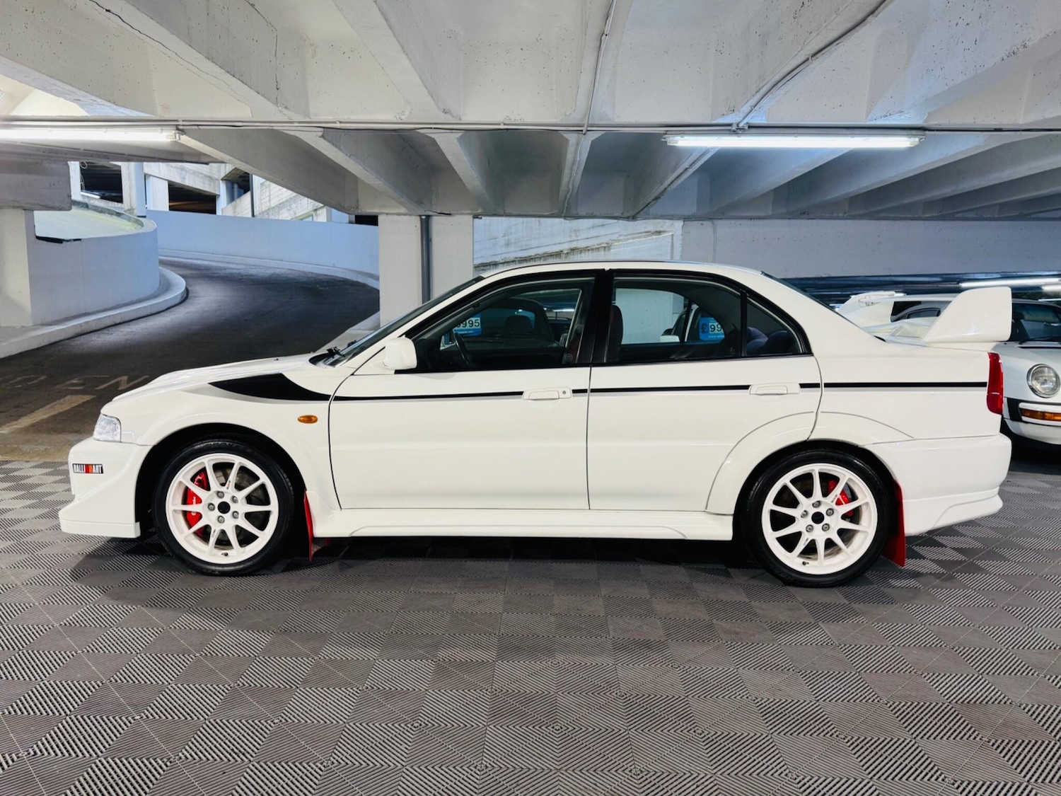 Used Mitsubishi Lancer 2006 for sale - 76996669: Photo 2