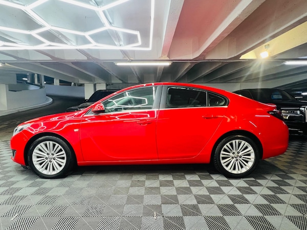 Used Vauxhall Insignia 2015 for sale - 73133297: Photo 2