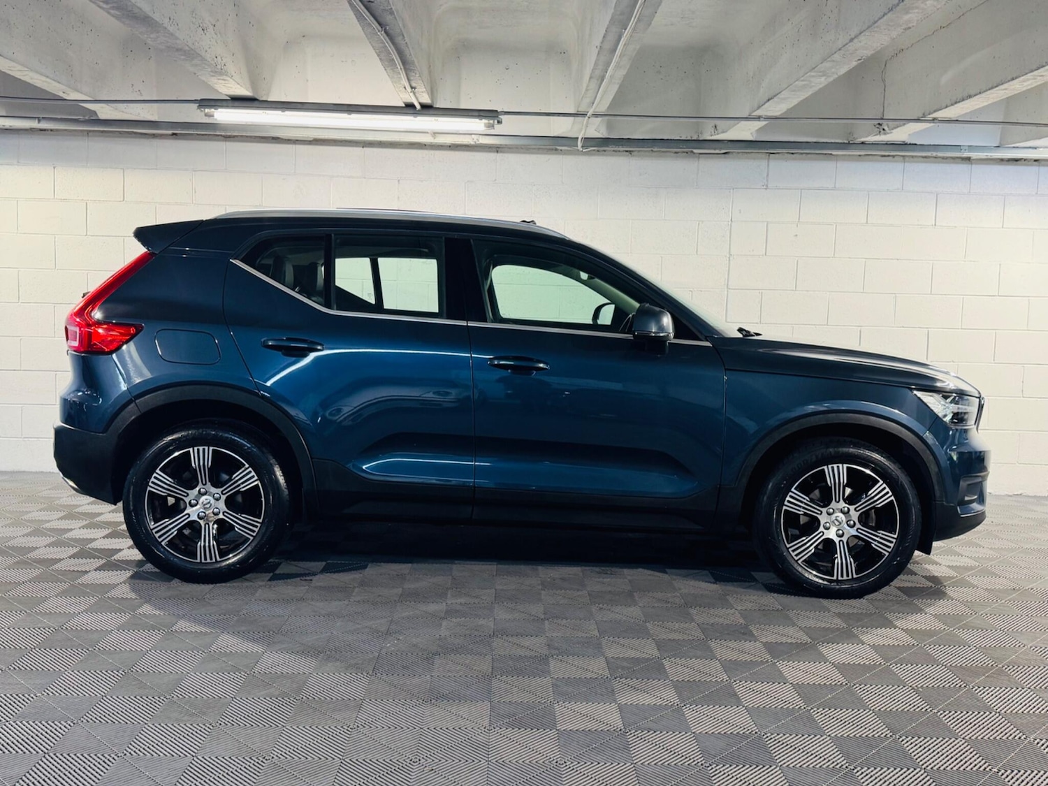 Used Volvo XC40 2018 for sale - 76336442: Photo 5