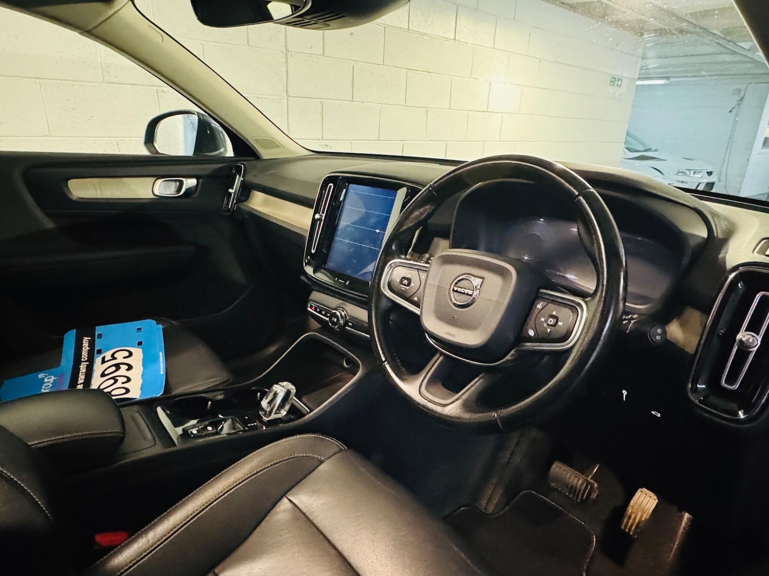 Used Volvo XC40 2018 for sale - 76336442: Photo 8
