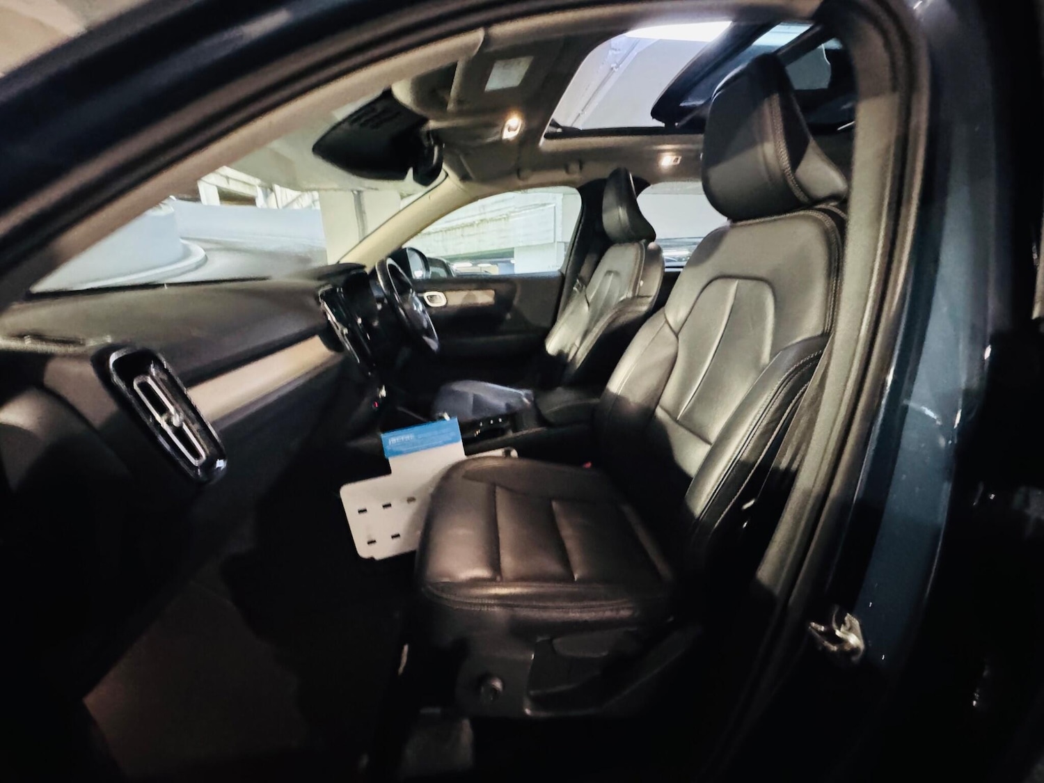 Used Volvo XC40 2018 for sale - 76336442: Photo 9