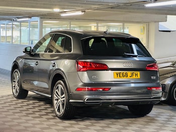 Used Audi Q5 2018 for sale - 75928182: Photo
