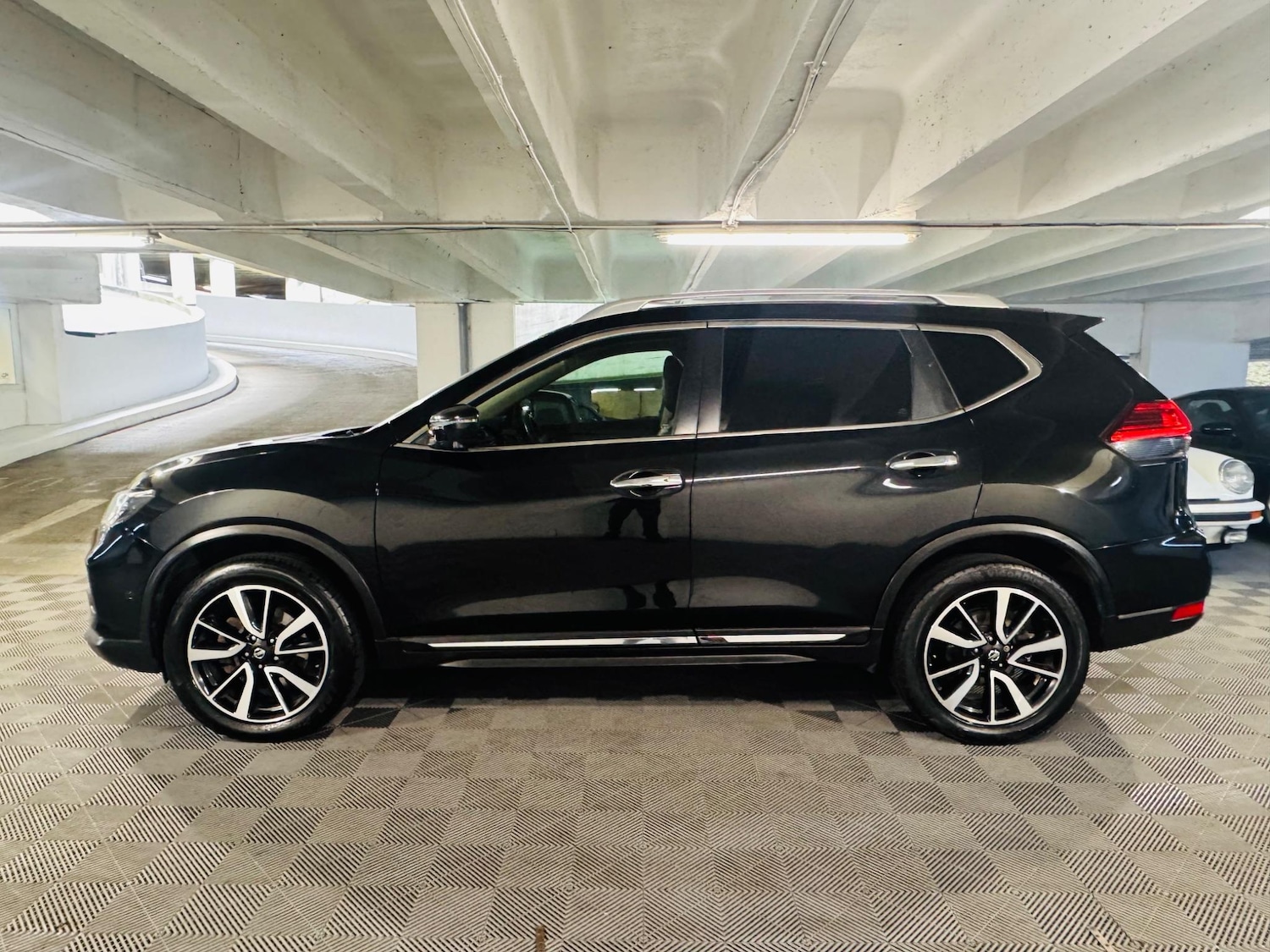 Used Nissan X-Trail 2019 for sale - 76992583: Photo 2