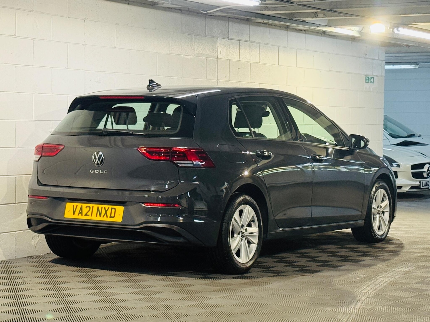 Used Volkswagen Golf for sale - 76550719: Photo 4