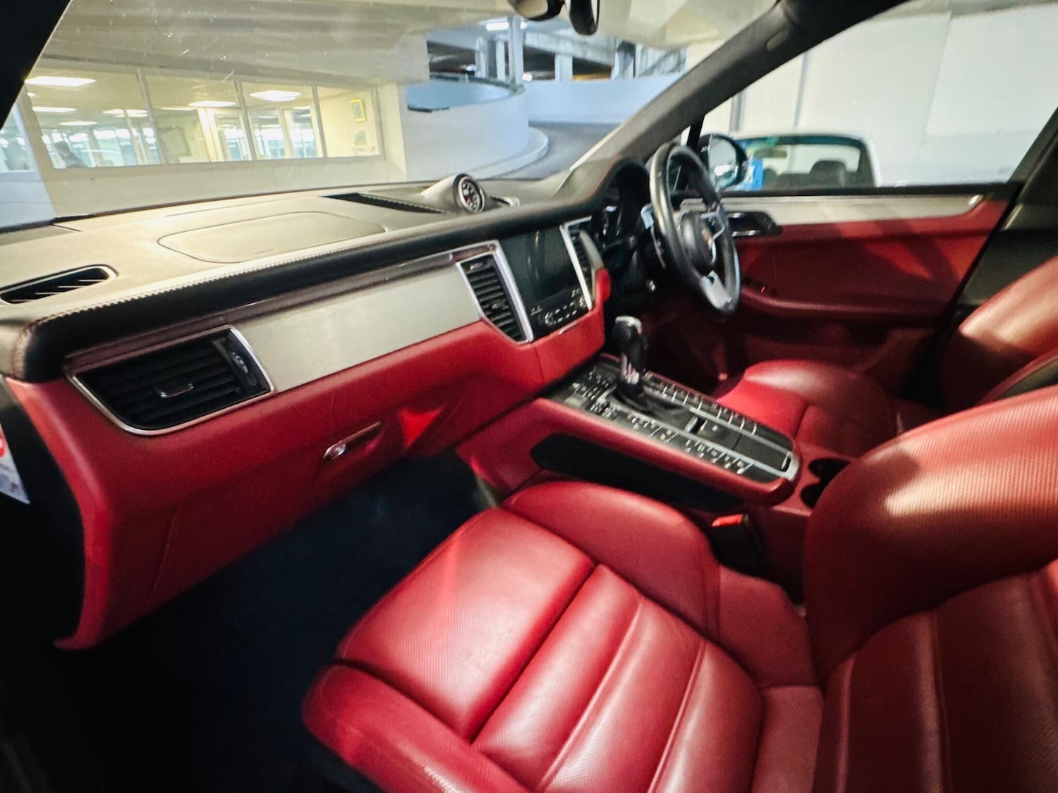 Used Porsche Macan 2017 for sale - 77040989: Photo 10