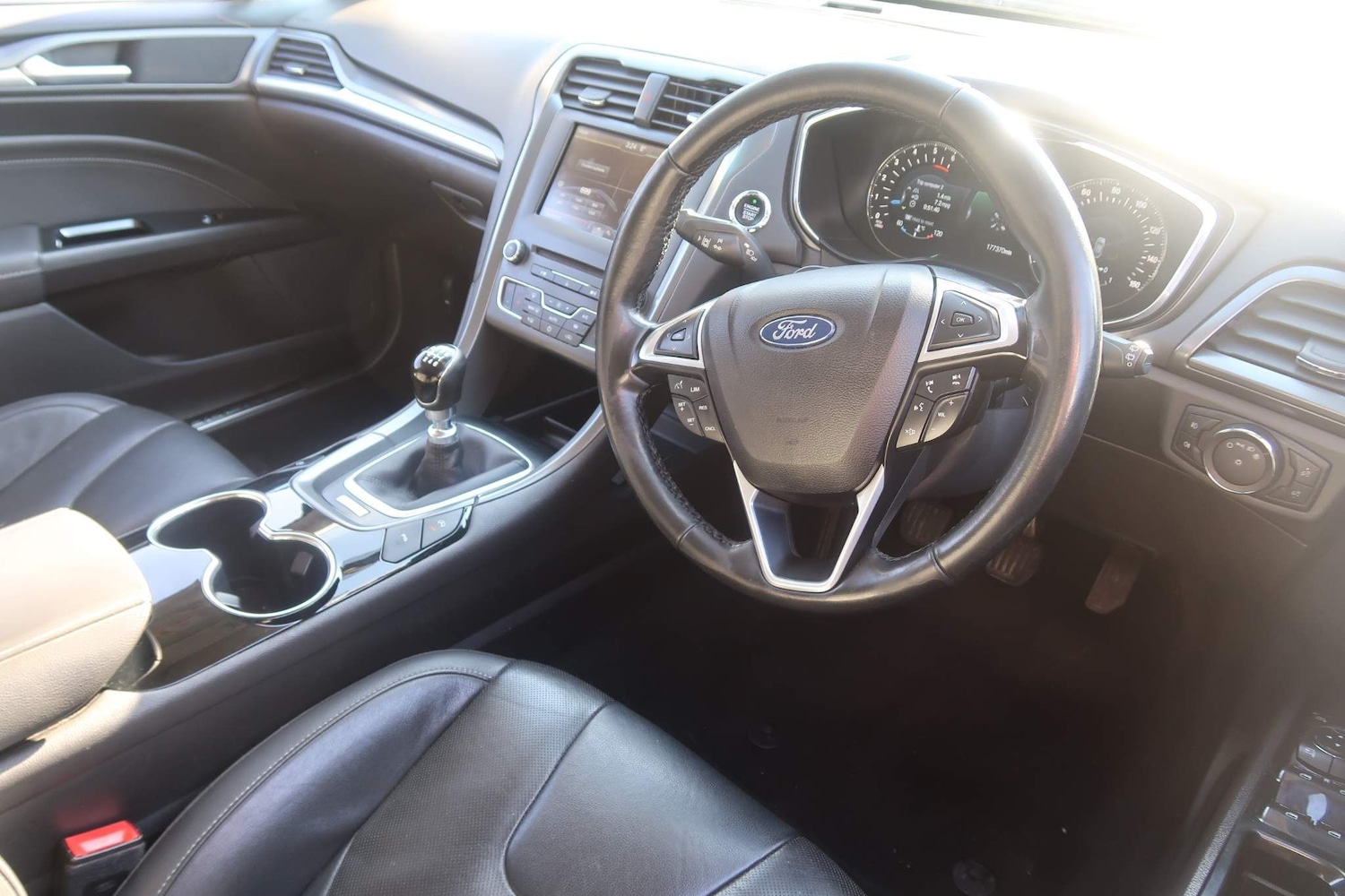 Used Ford Mondeo 2016 for sale - 76996391: Photo 10