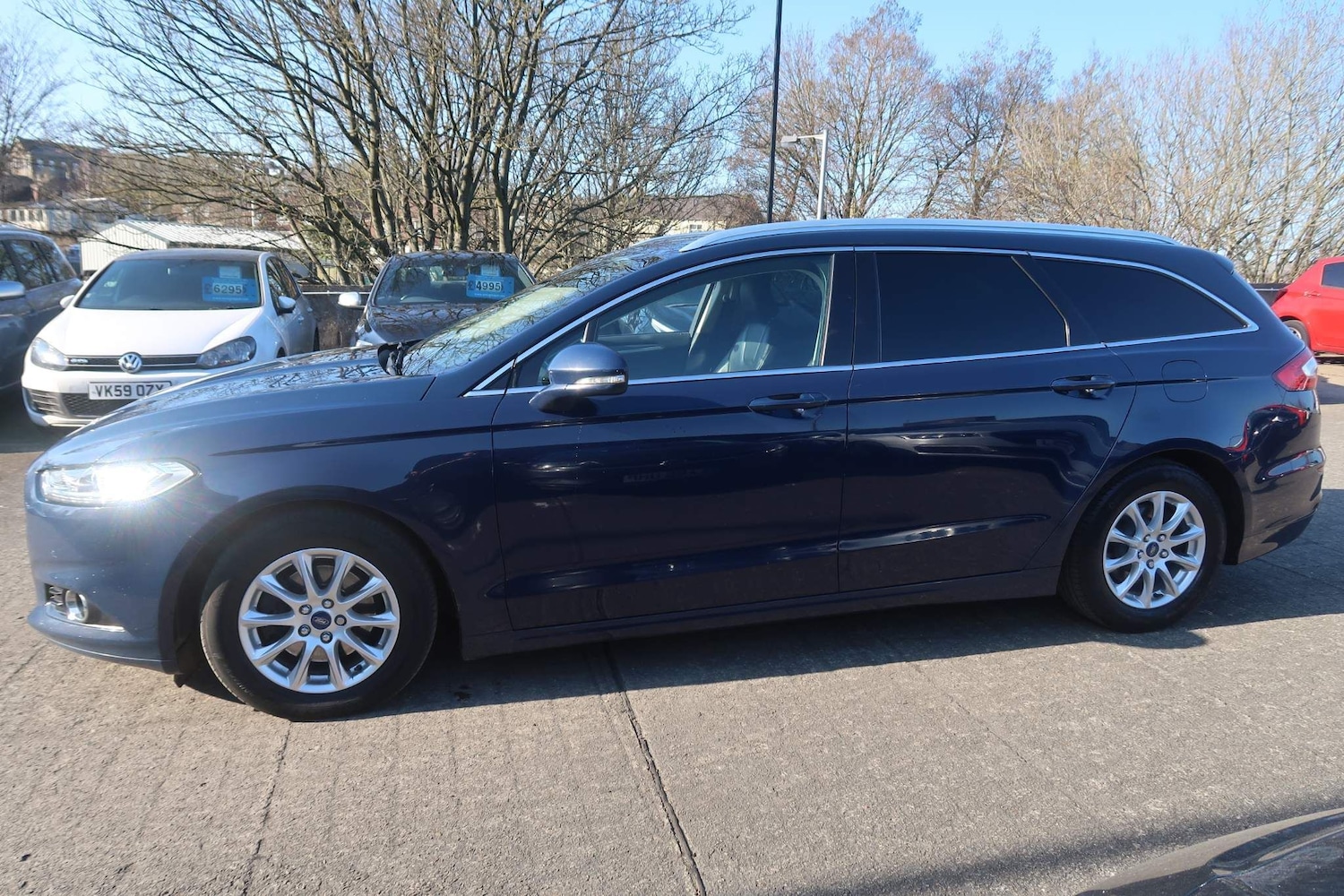 Used Ford Mondeo 2016 for sale - 76996391: Photo 2