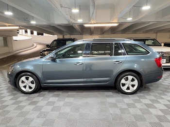 Used Skoda Octavia 2018 for sale - 79324933: Photo