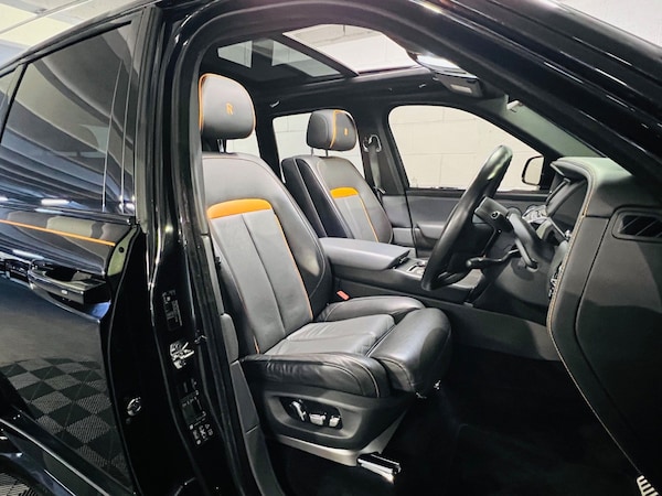 Used Rolls-Royce Cullinan 2019 for sale - 73133215: Photo 29