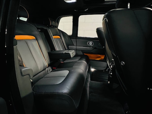 Used Rolls-Royce Cullinan 2019 for sale - 73133215: Photo 33