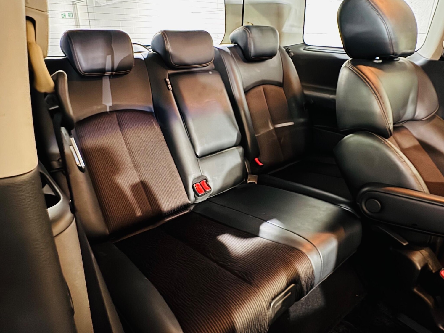 Used Nissan Elgrand 2026 for sale - 77203683: Photo 12