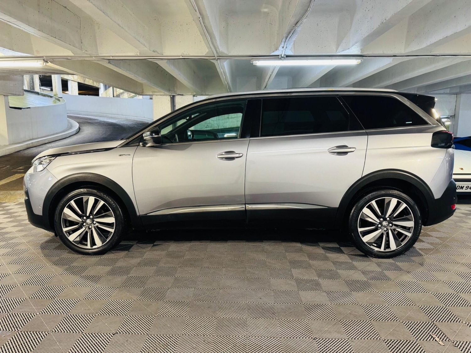 Used Peugeot 5008 2019 for sale - 76727267: Photo 2