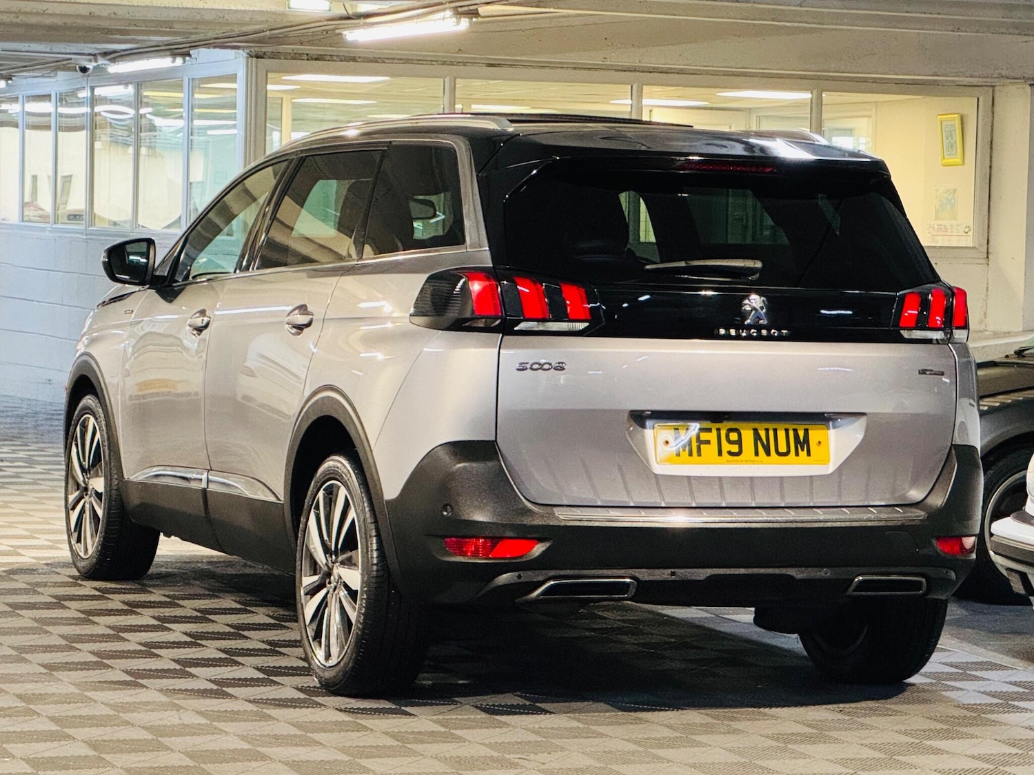 Used Peugeot 5008 2019 for sale - 76727267: Photo 3