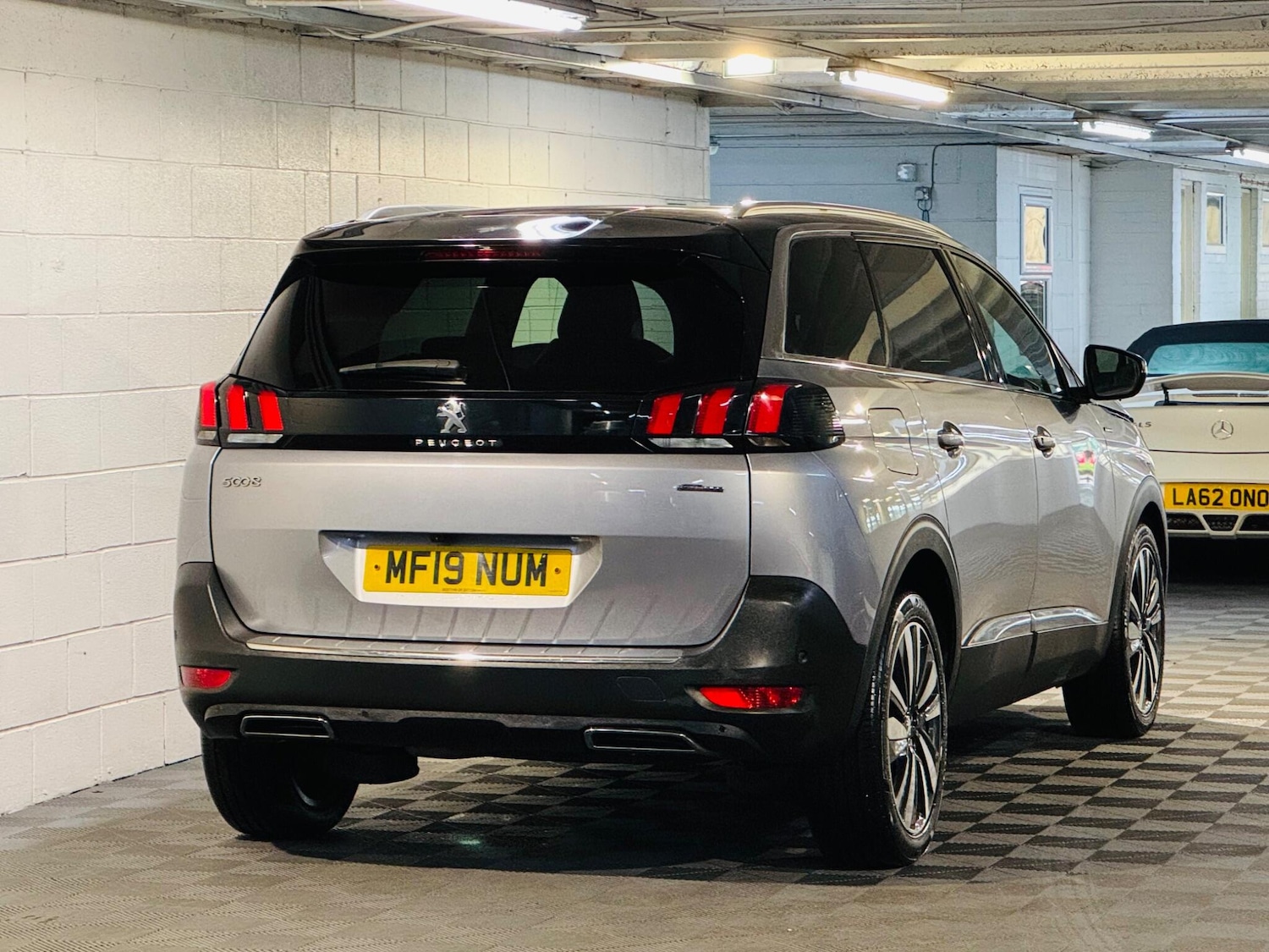 Used Peugeot 5008 2019 for sale - 76727267: Photo 4