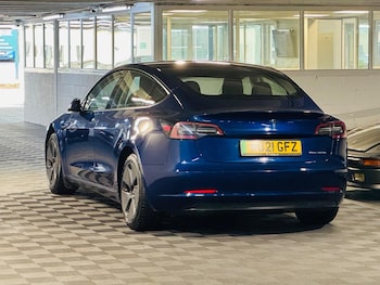 Used Tesla Model 3 2021 for sale - 75600250: Photo