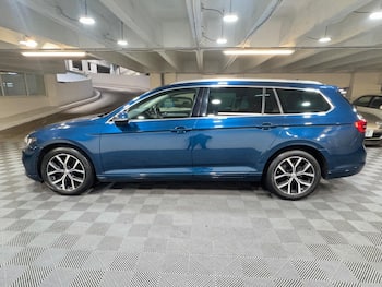 Used Volkswagen Passat 2019 for sale - 79712046: Photo