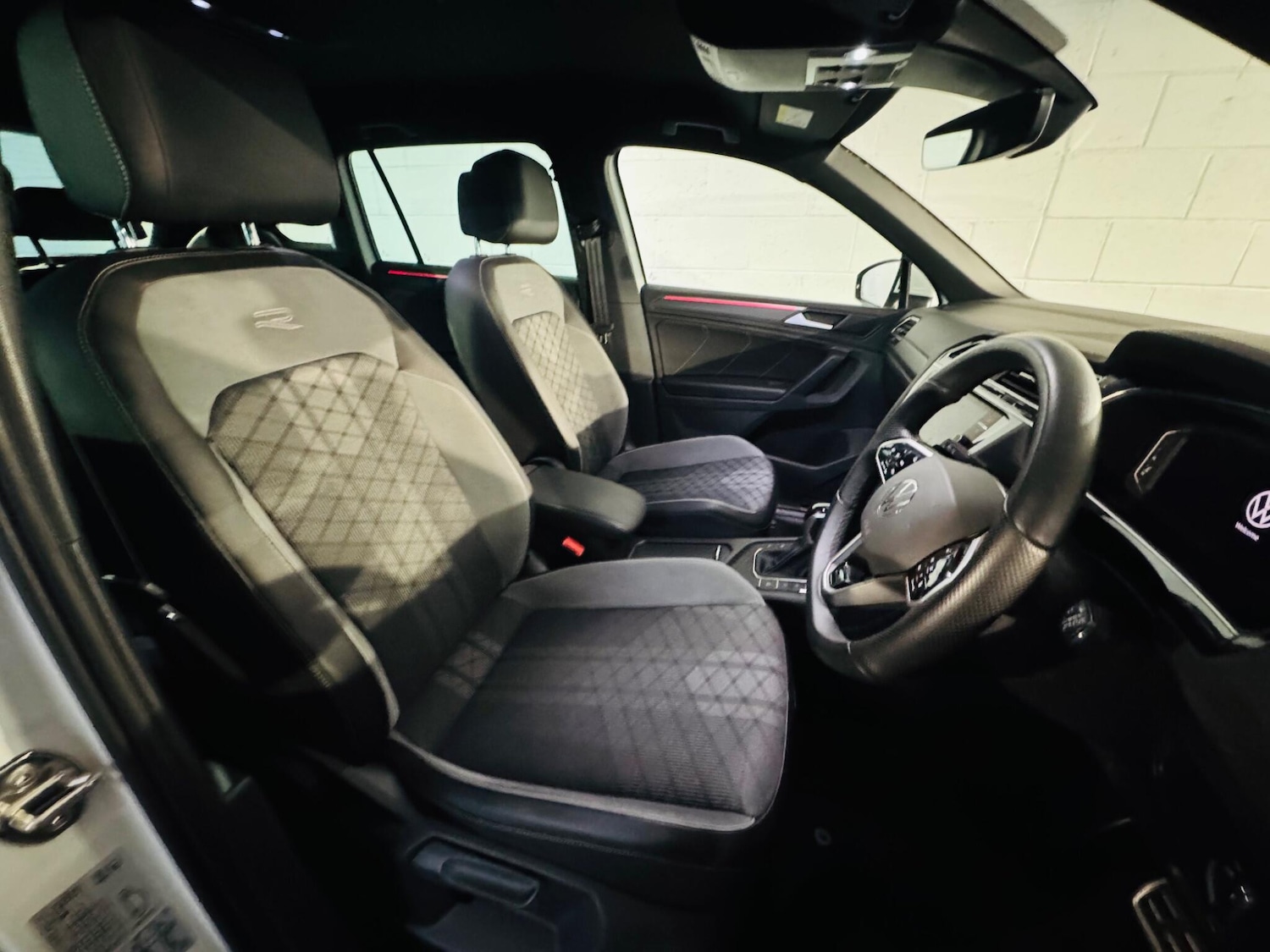 Used Volkswagen Tiguan 2021 for sale - 76715389: Photo 7