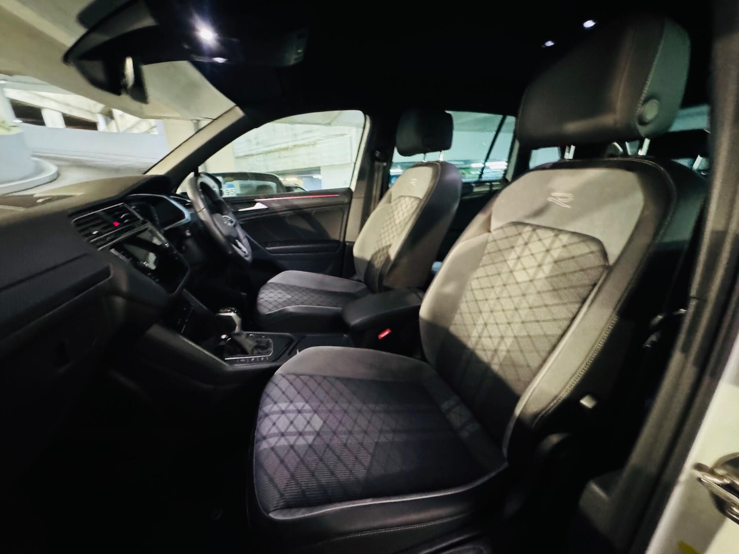 Used Volkswagen Tiguan 2021 for sale - 76715389: Photo 9