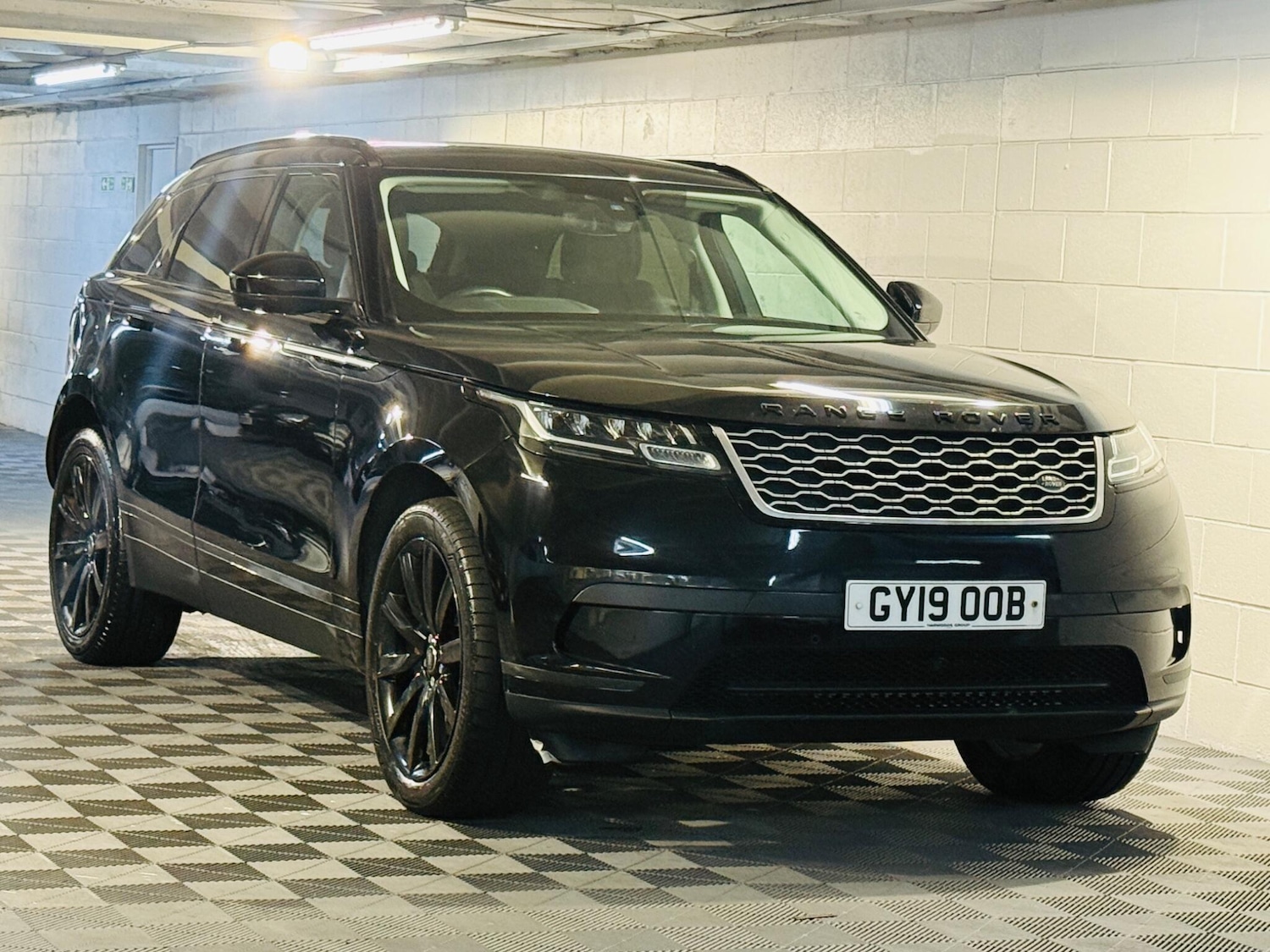 Used Land Rover Range Rover Velar 2019 for sale - 76109515: Photo 1