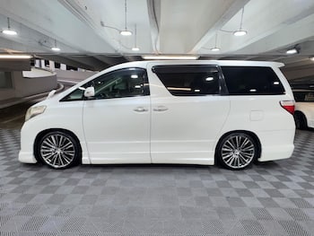 Used Toyota Alphard 2010 for sale - 79471420: Photo
