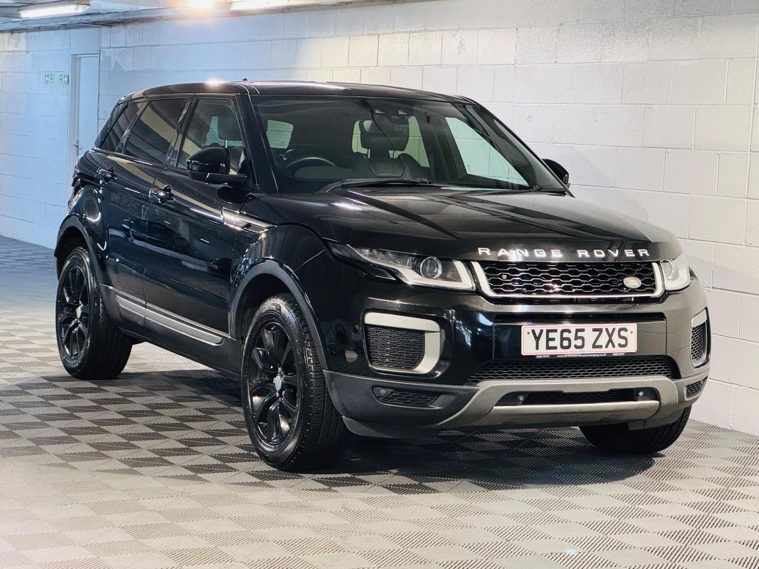 Used Land Rover Range Rover Evoque 2015 for sale - 76440930: Photo 1