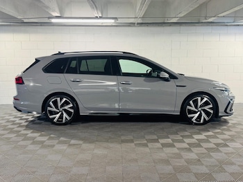 Used Volkswagen Golf 2022 for sale - 75563356: Photo