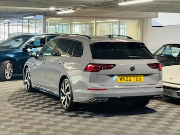 Used Volkswagen Golf 2022 for sale - 75563356: Photo