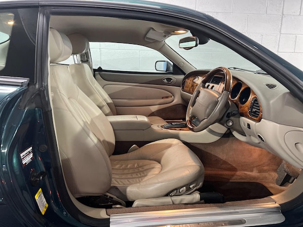 Used Jaguar XK8 2002 for sale - 73133422: Photo 7