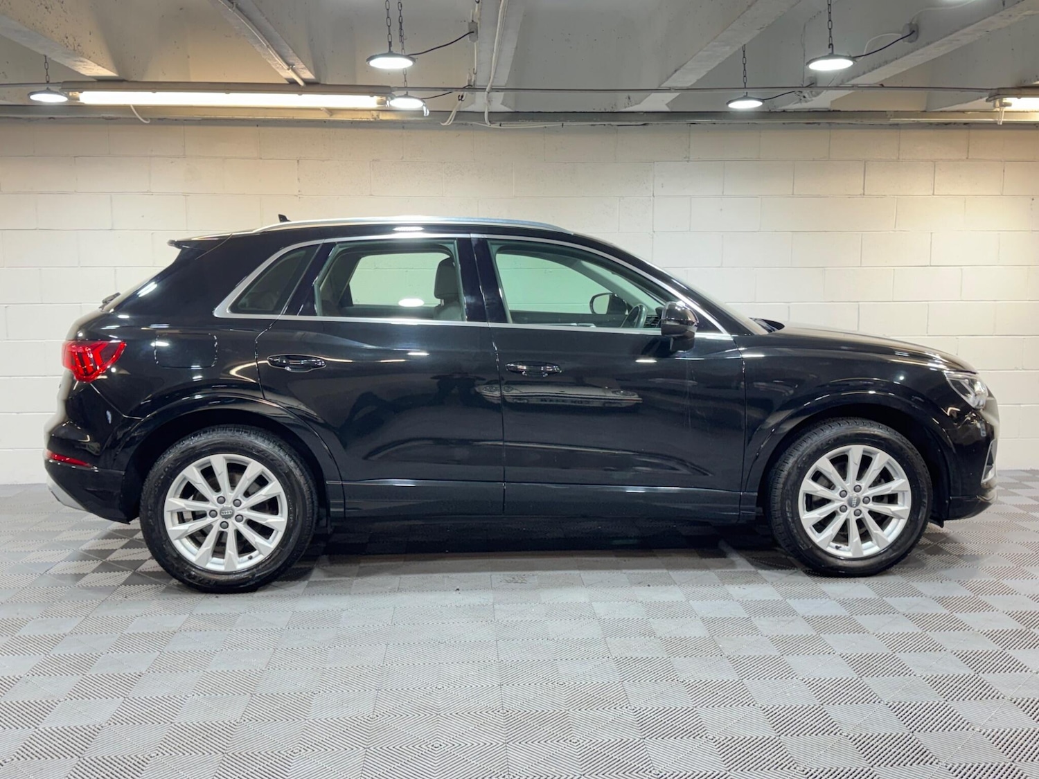 Used Audi Q3 for sale - 77939736: Photo 5