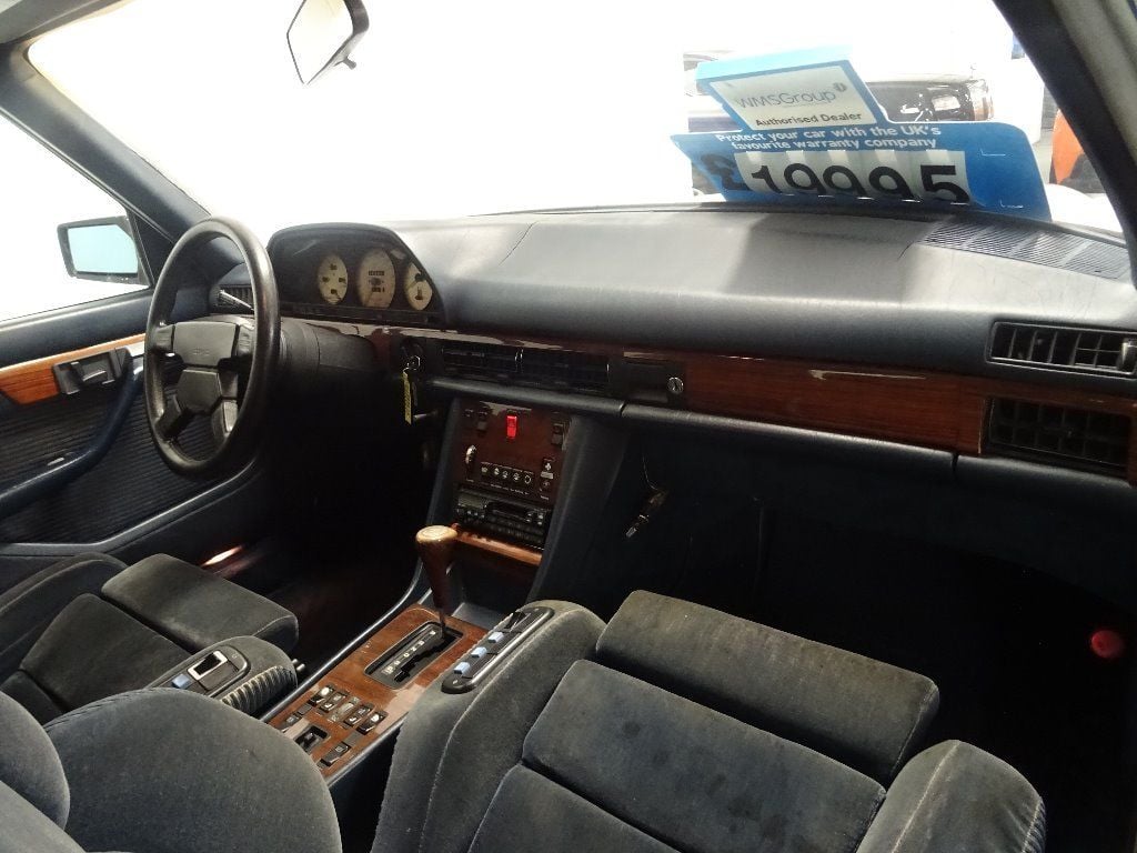 Used Mercedes-Benz 500 for sale - 77029330: Photo 16