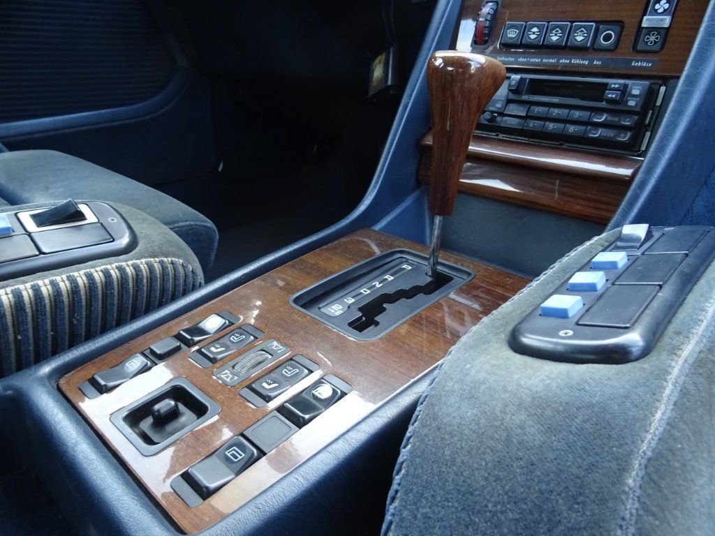 Used Mercedes-Benz 500 for sale - 77029330: Photo 18