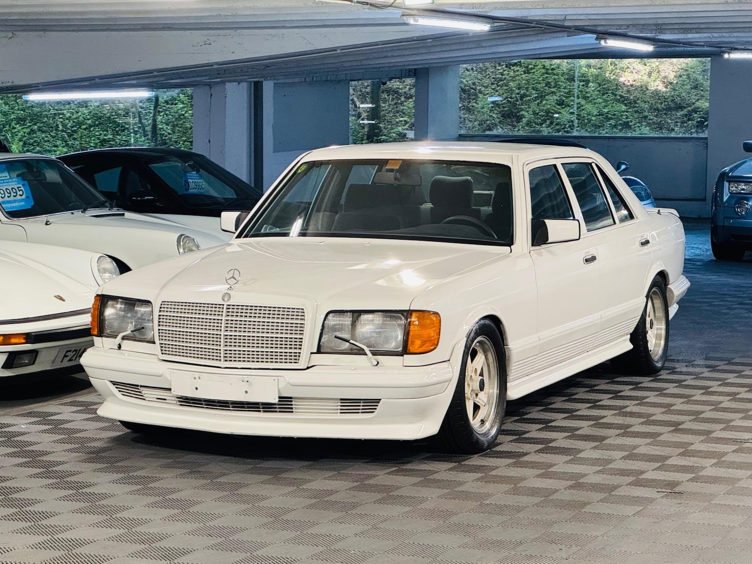 Used Mercedes-Benz 500 for sale - 77029330: Photo 6