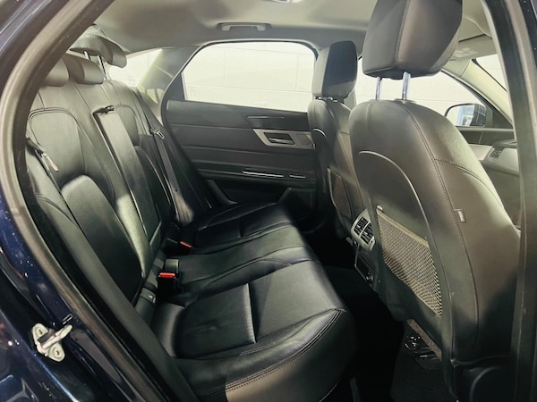 Used Jaguar XF 2016 for sale - 73133436: Photo 11