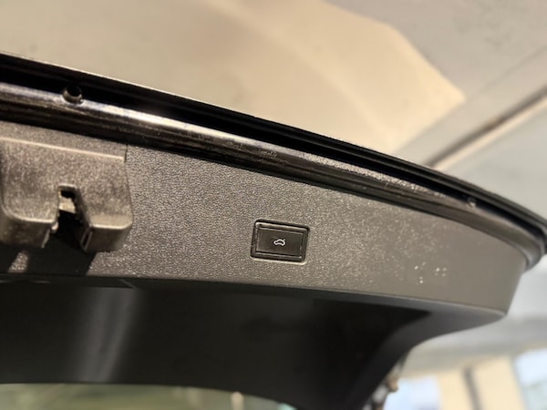 Used Volkswagen T-Roc 2019 for sale - 76109786: Photo 15