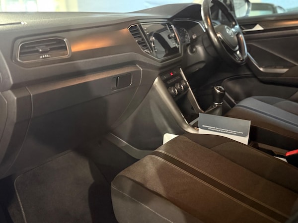 Used Volkswagen T-Roc 2019 for sale - 76109786: Photo 9