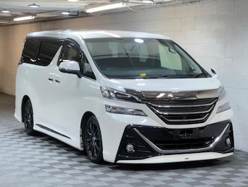 Used Toyota Vellfire 2015 for sale - 78822130: Photo