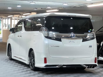 Used Toyota Vellfire 2015 for sale - 78822130: Photo