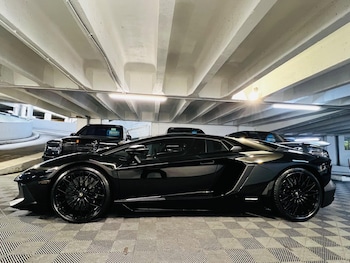 Used Lamborghini Aventador 2015 for sale - 76996223: Photo