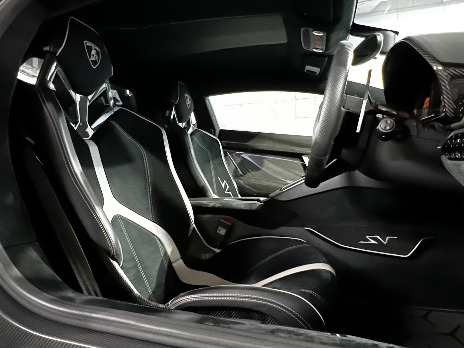 Used Lamborghini Aventador 2017 for sale - 76996223: Photo 8