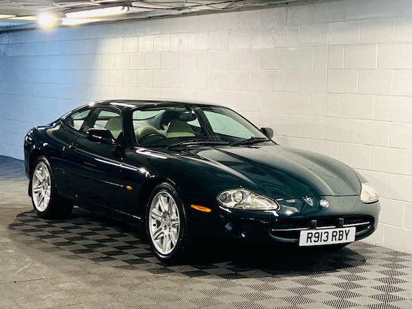 Used Jaguar XK8 1998 for sale - 73133447: Photo 1