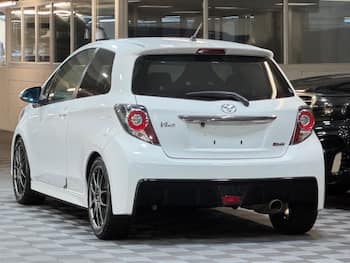 Used Toyota Vitz 2013 for sale - 79472118: Photo