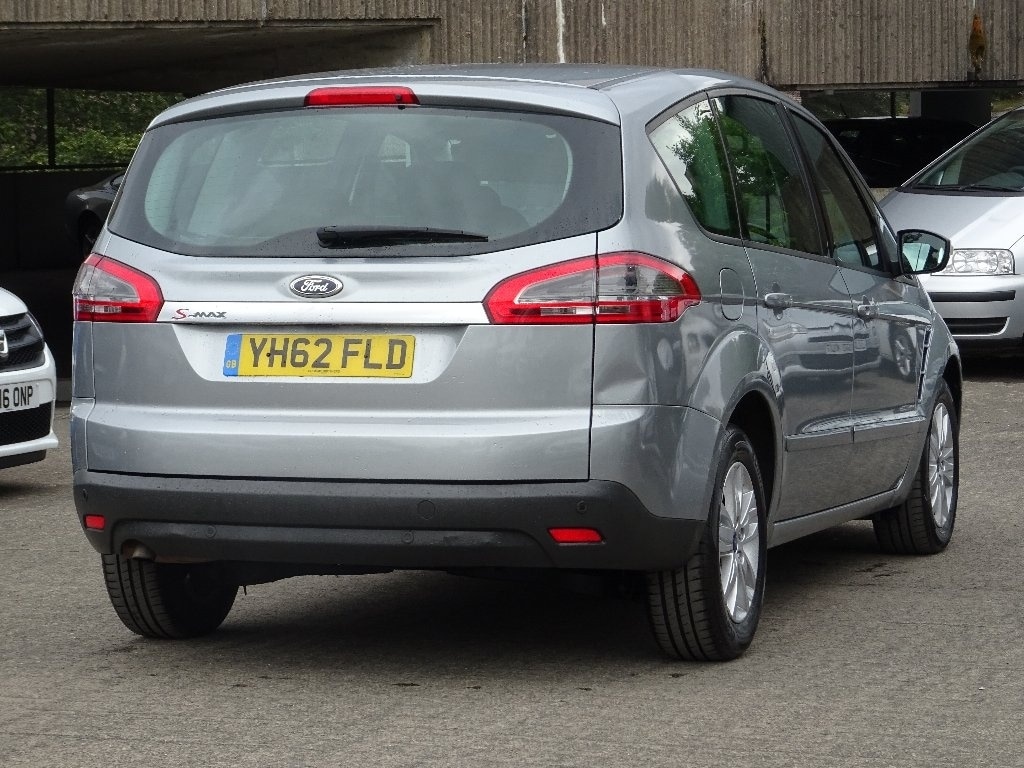 Used Ford S-Max 2012 for sale - 76988139: Photo 4