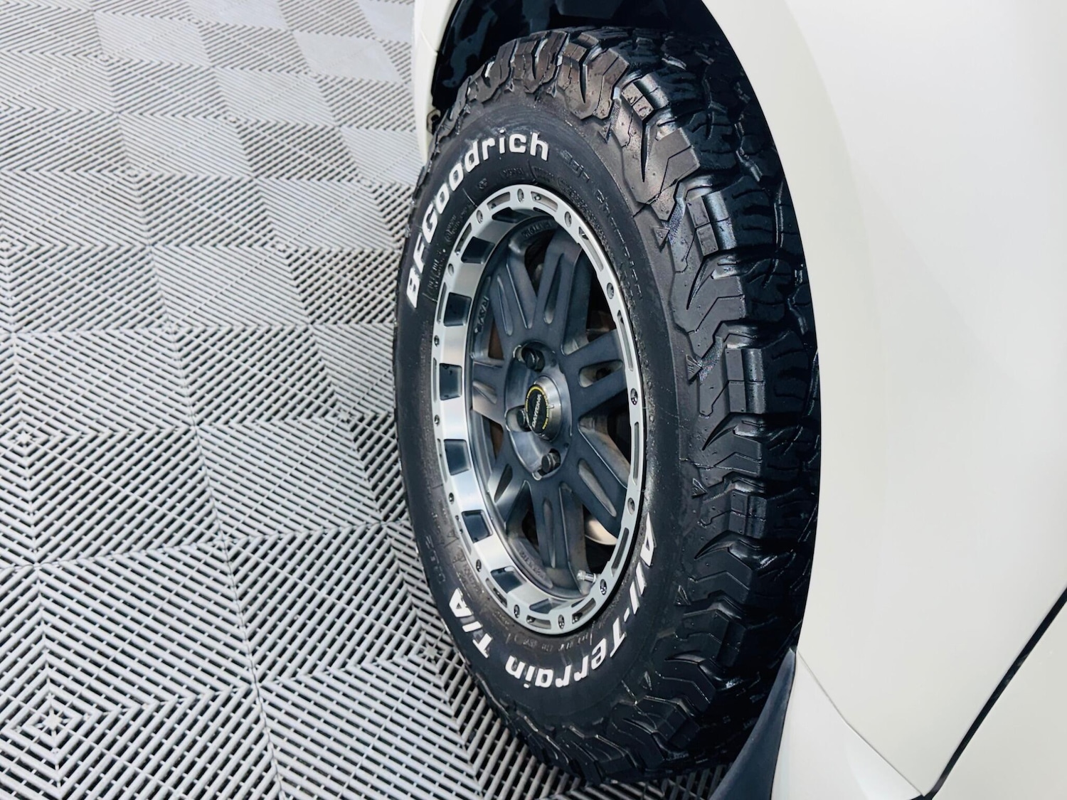 Used Mitsubishi Delica for sale - 77345198: Photo 12